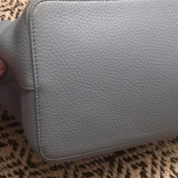 Tory Burch large leather tote! - Picture 4 of 5